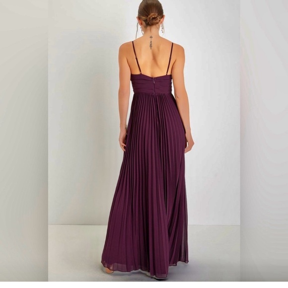 Lulus EGGPLANT  Pleated Sleeveless Maxi Dress Size S - Picture 2 of 12